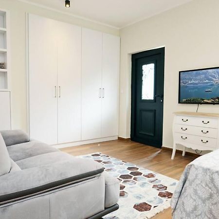 Apartmán Urban Escape For Two In Kotor Exteriér fotografie