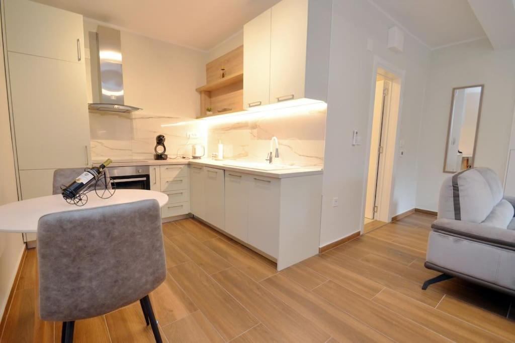 Apartmán Urban Escape For Two In Kotor Exteriér fotografie